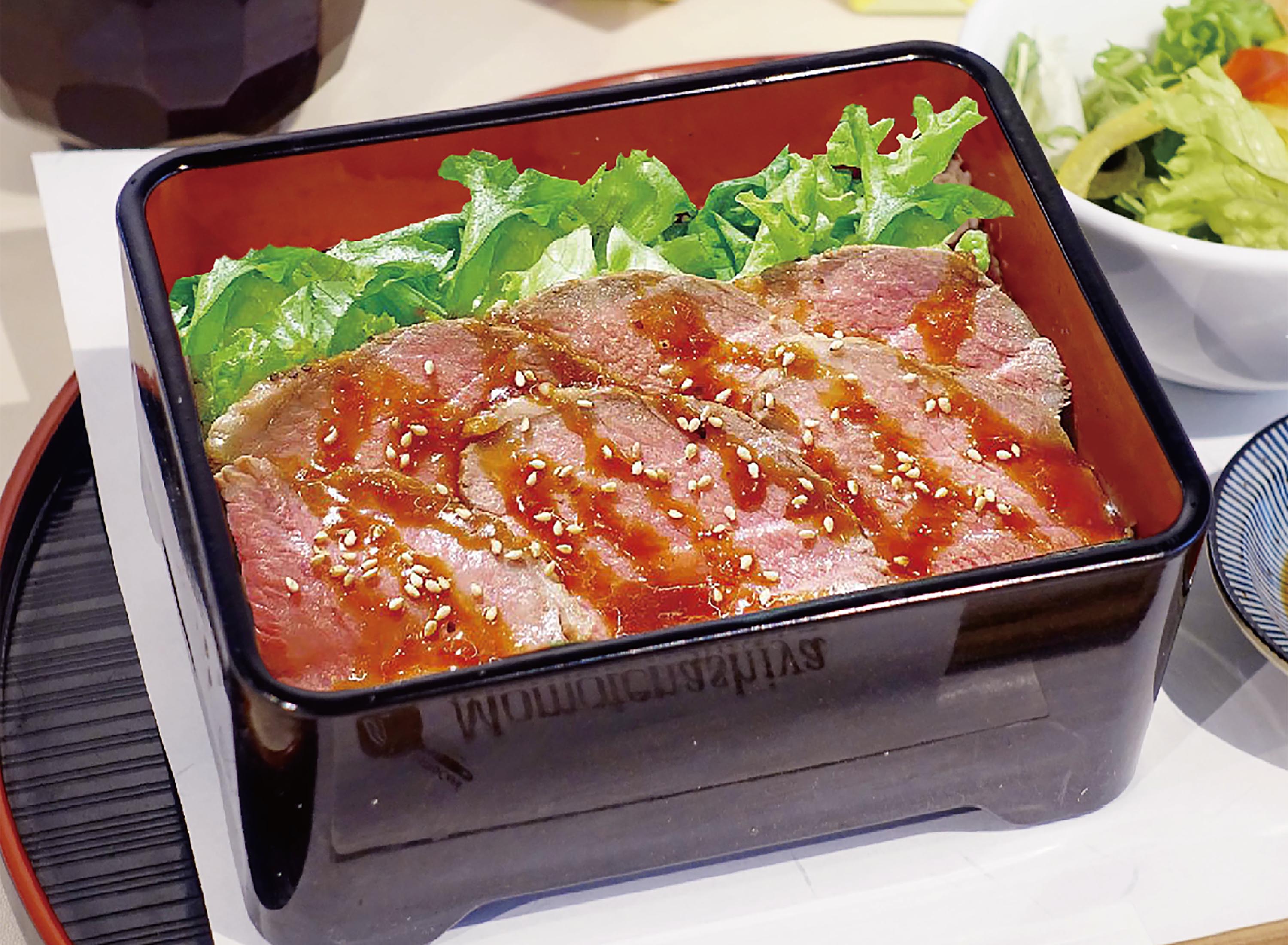 ももてなし家「鳥取和牛のローストビーフ重」.jpg (610 KB)